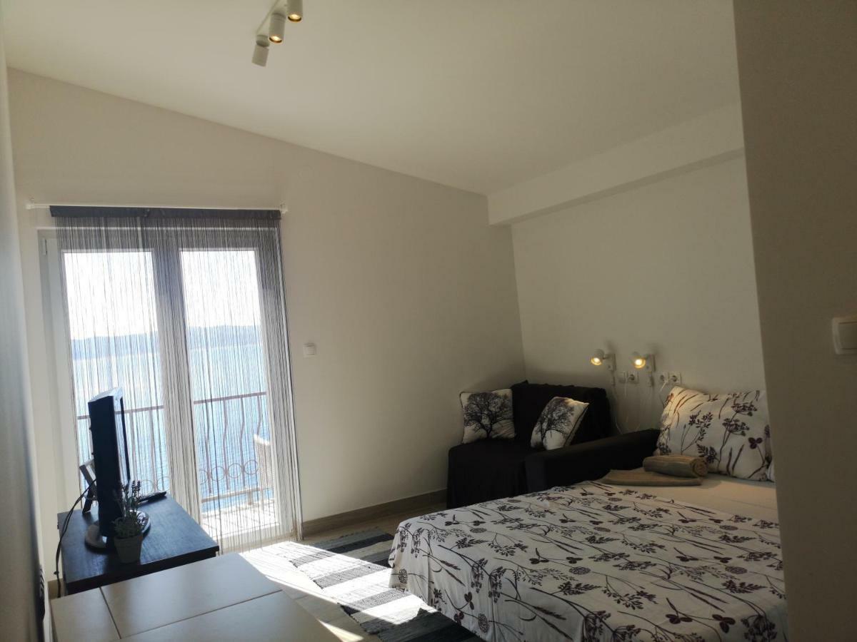 Apartman Studio Kod Ujevica Baška Voda Extérieur photo